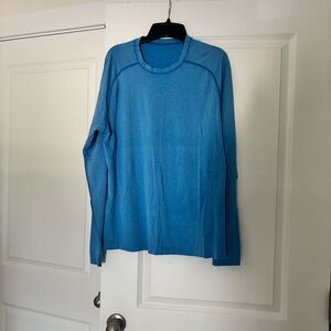 Men’s Lululemon Workout Shirt